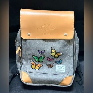 Venque | Custom FlatSquare 20L Laptop Backpack w/ Butterflies - Gray/Tan